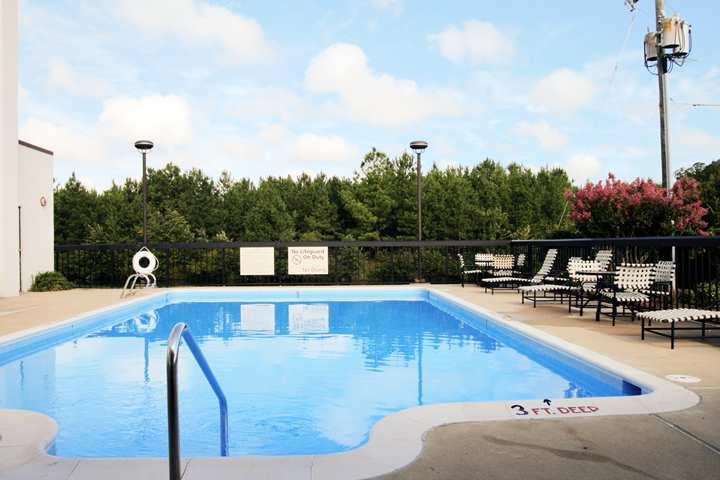 Hampton Inn Hopewell Fort Gregg-Adams מראה חיצוני תמונה